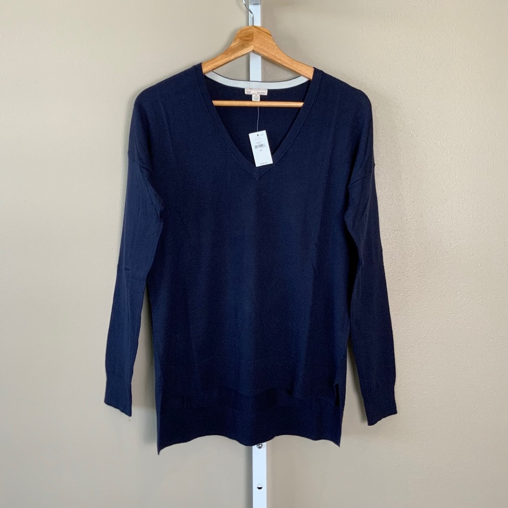 GAP Luxelight Perfect V-neck Sweater